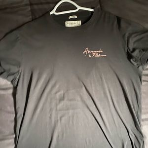 new abercrombie graphic tee